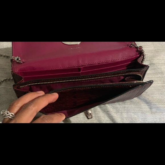 Coach Leather Snake embossed Wallet - Picture 7 of 13